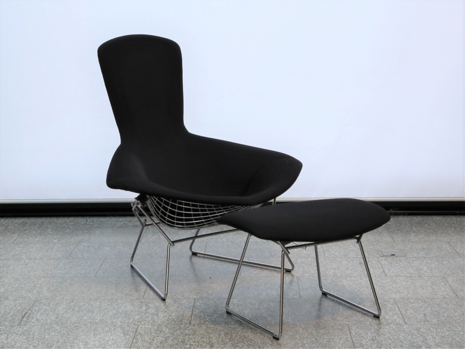 Bird Chair Bertoia High Back Lounge Chair und Ottomann Knoll International Harry Bertoia Klassiker Designe 
